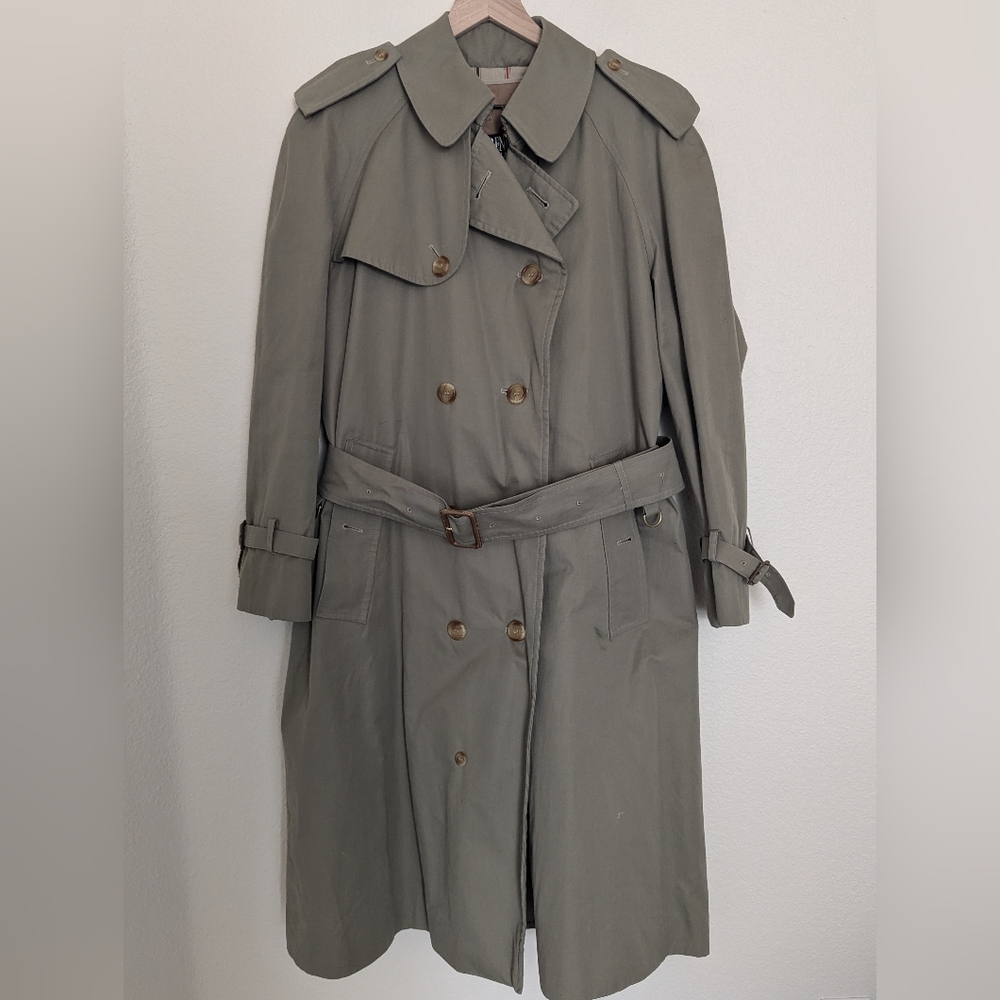 Grenfell Majer Windsor Cotton Gabardine in Sage, Size 40 with Detachable Warmer